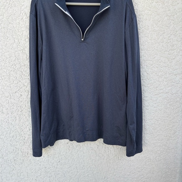 Southern Tide Navy Sweatshirt‎ - Picture 1 of 6